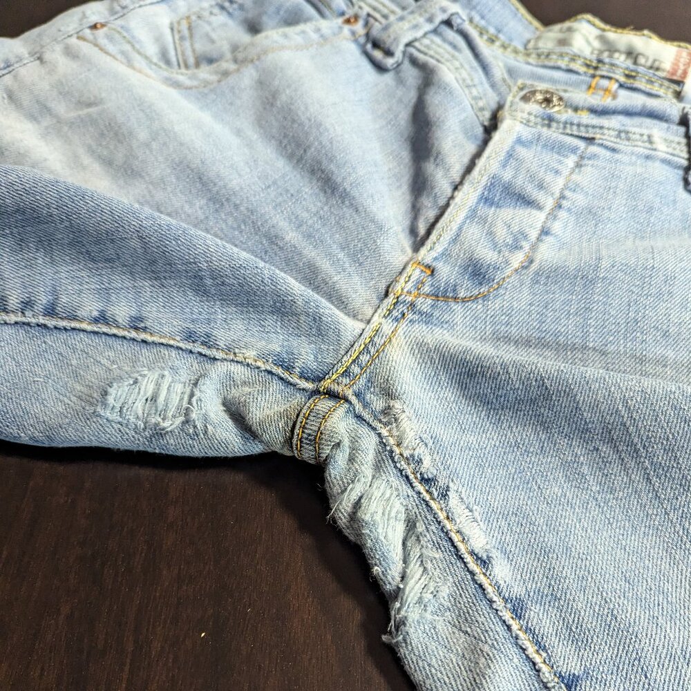 Vintage Levi's Slouch Boot Cut 518 Jeans, Size 9M - Picture 6 of 9
